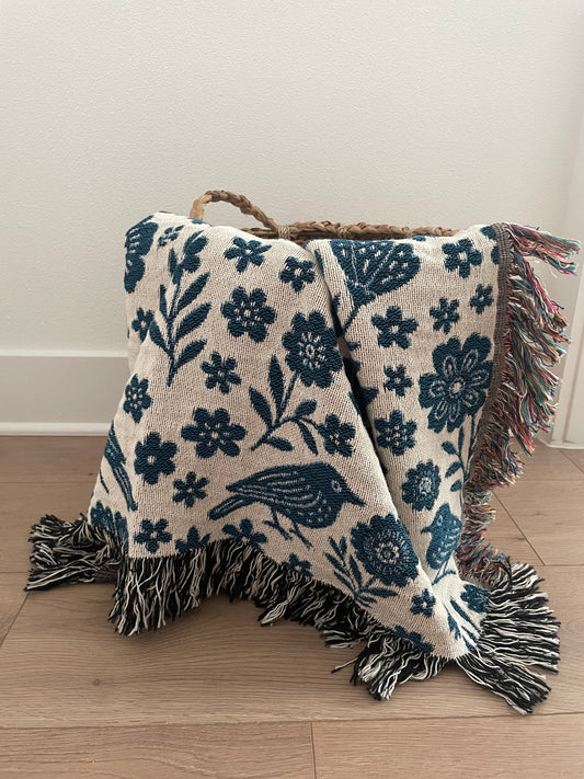 Birds & Florals Woven Throw Blanket – Cottagecore Home Decor Gift