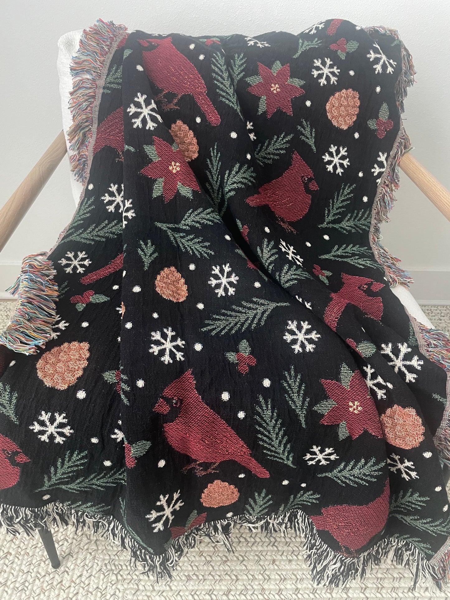 Cardinal Christmas Throw Blanket – Woven Winter Holiday Blanket